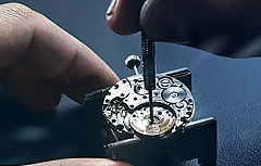 豪利时手表防水胶圈的正确清洁方式是什么？