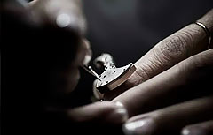 豪利时手表最佳保养周期是多久，几年保养一次合适？